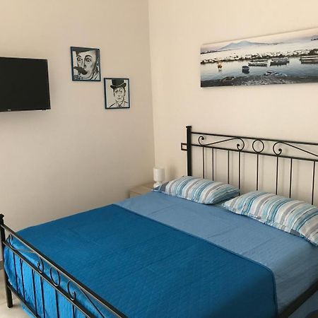 ナポリ Casa Fedora Bed & Breakfast エクステリア 写真